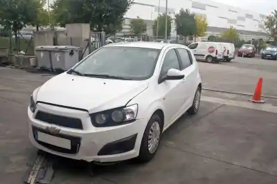 Vehicul casat CHEVROLET AVEO SEDÁN LS al anului 2012 alimentat A12XER