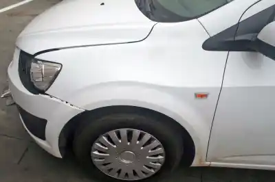 Veículo de Sucata chevrolet aveo sedán ls do ano 2012 alimentado a12xer