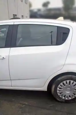 Veículo de Sucata chevrolet aveo sedán ls do ano 2012 alimentado a12xer