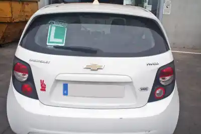 Veículo de Sucata chevrolet aveo sedán ls do ano 2012 alimentado a12xer