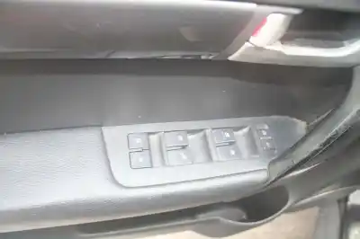 Veículo de Sucata chevrolet captiva 2.0 vcdi lt do ano 2008 alimentado z20s