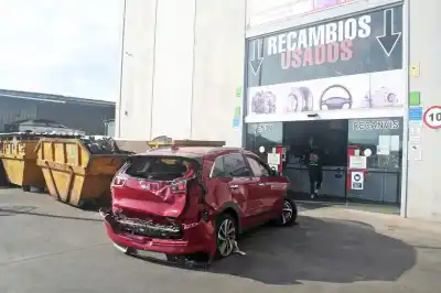Scrapping Vehicle kia niro drive of the year 2018 powered g4le