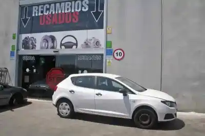 Veicolo di demolizione SEAT IBIZA (6J5) Reference dell'anno 2011 alimentato CFW