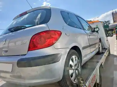 Vehicul casat PEUGEOT 307 BERLINA (S2) NFUTU5JP4 al anului 2006 alimentat NFUTU5JP4