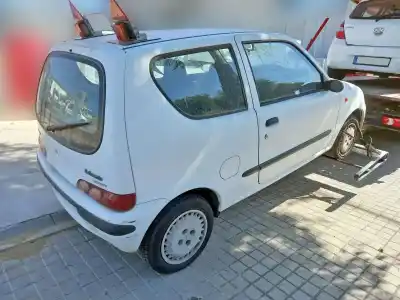 Veicolo di demolizione FIAT SEICENTO (187) Hobby dell'anno 2000 alimentato 176B2000