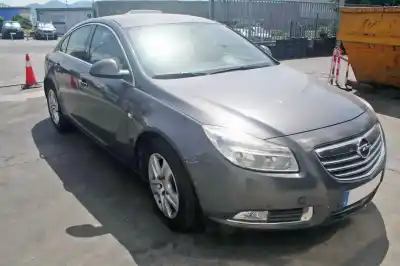Veículo de Sucata opel insignia berlina cosmo do ano 2011 alimentado a20dtj