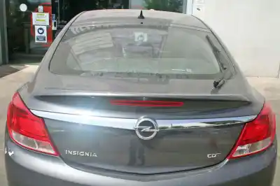 Veículo de Sucata opel insignia berlina cosmo do ano 2011 alimentado a20dtj