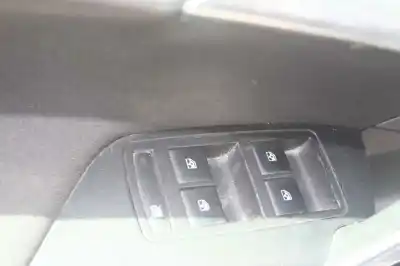 Veículo de Sucata opel insignia berlina cosmo do ano 2011 alimentado a20dtj