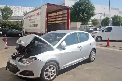 Veículo de Sucata seat ibiza (6j5) reference do ano 2009 alimentado bxw