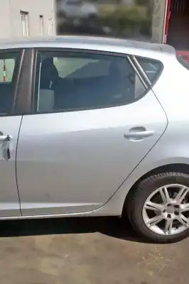 Veículo de Sucata seat ibiza (6j5) reference do ano 2009 alimentado bxw