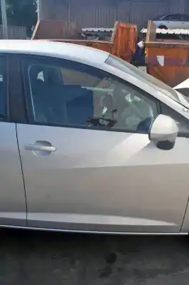 Veículo de Sucata seat ibiza (6j5) reference do ano 2009 alimentado bxw