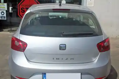 Veículo de Sucata seat ibiza (6j5) reference do ano 2009 alimentado bxw