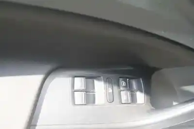 Veículo de Sucata seat ibiza (6j5) reference do ano 2009 alimentado bxw