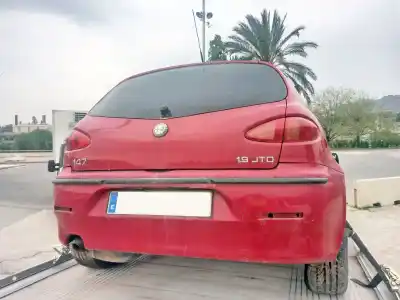 Veículo de Sucata alfa romeo 147 (190) 1.9 jtd distinctive do ano 2002 alimentado 937a2000