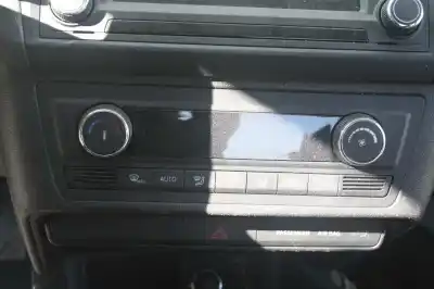 Veículo de Sucata seat ibiza (6p1) reference plus do ano 2016 alimentado cjzc