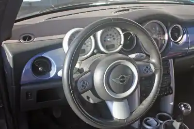 Hurda Aracı mini cabrio (r52) 1.6 cooper yılın 2005 güçlü w10b16a
