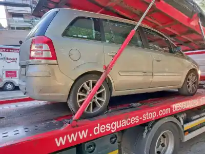 Veicolo di demolizione opel zafira b energy dell'anno 2008 alimentato z19dt