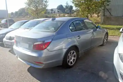 Veículo de Sucata bmw serie 5 berlina (e60) 520i do ano 2003 alimentado 226s1