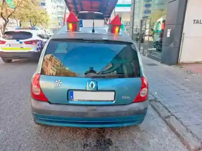 Scrapping Vehicle renault clio ii fase ii (b/cb0) billabong of the year 2002 powered d4f b7