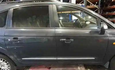 Здавання транспортного засобу ssangyong rodius xdi року 2006 потужний d27dt