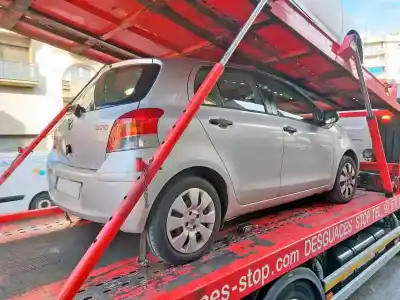 Veículo de Sucata TOYOTA YARIS 1.0 CAT do ano 2009 alimentado 1KRFE