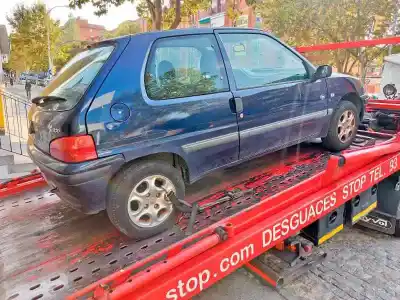 Scrapping Vehicle PEUGEOT 106 (S2) XN of the year 2001 powered HFXTU1JP