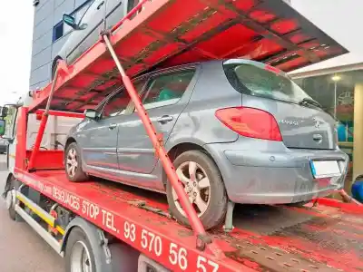 Scrapping Vehicle PEUGEOT 307 BERLINA (S2) XT of the year 2005 powered RFJEW10A