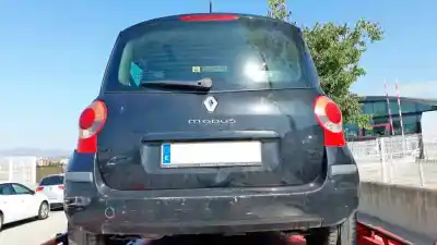 Veículo de Sucata renault modus confort dynamique do ano 2005 alimentado k4j770