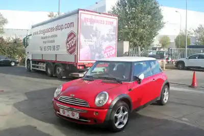 Здавання транспортного засобу mini mini (r50,r53) cooper року 2004 потужний w10b16a