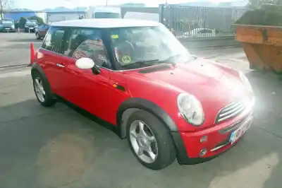 Здавання транспортного засобу mini mini (r50,r53) cooper року 2004 потужний w10b16a