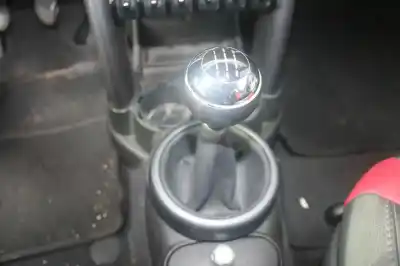 Здавання транспортного засобу mini mini (r50,r53) cooper року 2004 потужний w10b16a