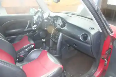Здавання транспортного засобу mini mini (r50,r53) cooper року 2004 потужний w10b16a