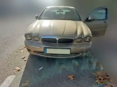 Scrapping Vehicle jaguar x-type 2.5 v6 of the year 2001 powered xb