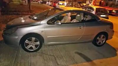 Veículo de Sucata PEUGEOT 307 CC (S1) 2.0 do ano 2004 alimentado RFN