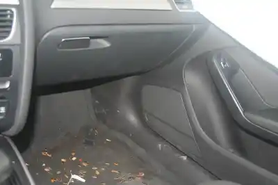 Veículo de Sucata audi a4 avant (8k5) (2008) básico do ano 2013 alimentado cjca