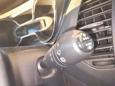Veículo de Sucata renault captur zen do ano 2016 alimentado h5f g4