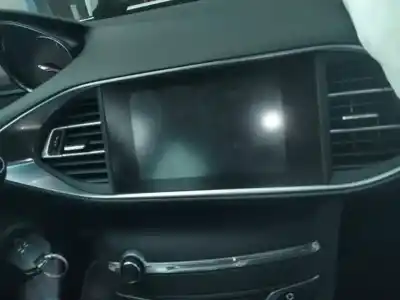 Veículo de Sucata peugeot 308 allure do ano 2017 alimentado bh01