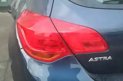 Veículo de Sucata opel astra j lim. cosmo do ano 2011 alimentado a16xer