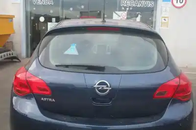 Veículo de Sucata opel astra j lim. cosmo do ano 2011 alimentado a16xer