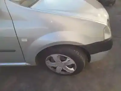 Veicolo di demolizione dacia logan ambiance dell'anno 2009 alimentato k7m f7