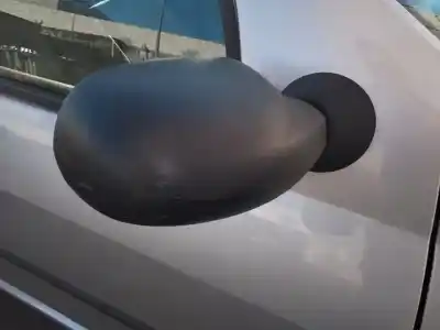 Veicolo di demolizione dacia logan ambiance dell'anno 2009 alimentato k7m f7