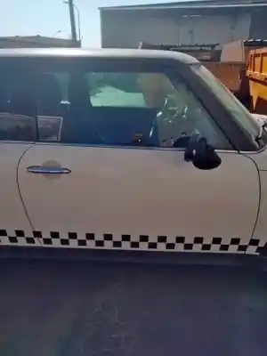 Veículo de Sucata mini mini (r50,r53) one do ano 2004 alimentado w10b16a