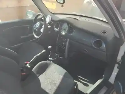 Veículo de Sucata mini mini (r50,r53) one do ano 2004 alimentado w10b16a