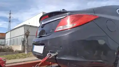 Verschrottungsfahrzeug opel insignia berlina cosmo des jahres 2011 angetrieben a20dth