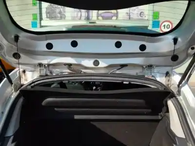 Veículo de Sucata renault clio iv dynamique do ano 2013 alimentado k9k b6