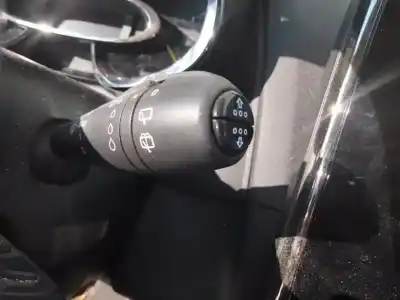 Veículo de Sucata renault clio iv dynamique do ano 2013 alimentado k9k b6