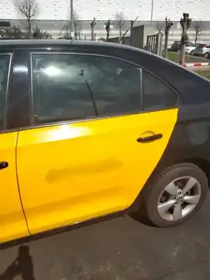 Veículo de Sucata skoda rapid ambition do ano 2014 alimentado cay