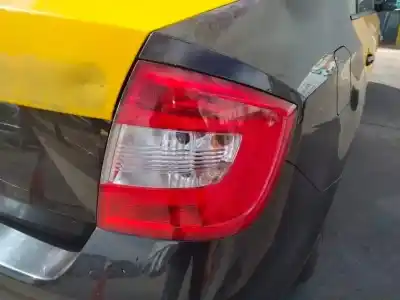 Veículo de Sucata skoda rapid ambition do ano 2014 alimentado cay