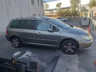 Sloopvoertuig peugeot                                            307 break / sw (s1)                                                                                                                                                                                                                                        sw pack                                                                                                                                                                                                                                                    van het jaar 2005 aangedreven rhr