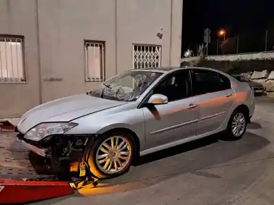 Veicolo di demolizione RENAULT LAGUNA III 2.0 dCi Diesel CAT dell'anno 2008 alimentato M9R805